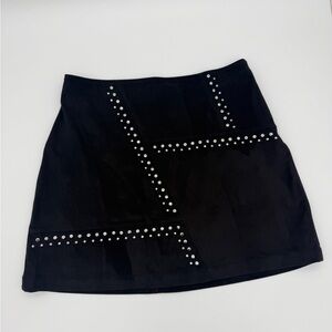 Express Black Mini Women Size 8 Skirt Faux Suede A-Line Studded Chic Punk Edgy